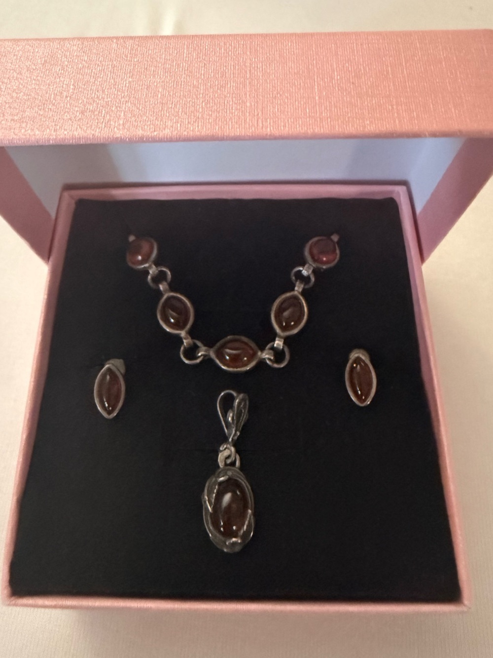 GUVC Handmade by Russian Artist Bracelet/Earrings/Necklace Slide Jewelry Set